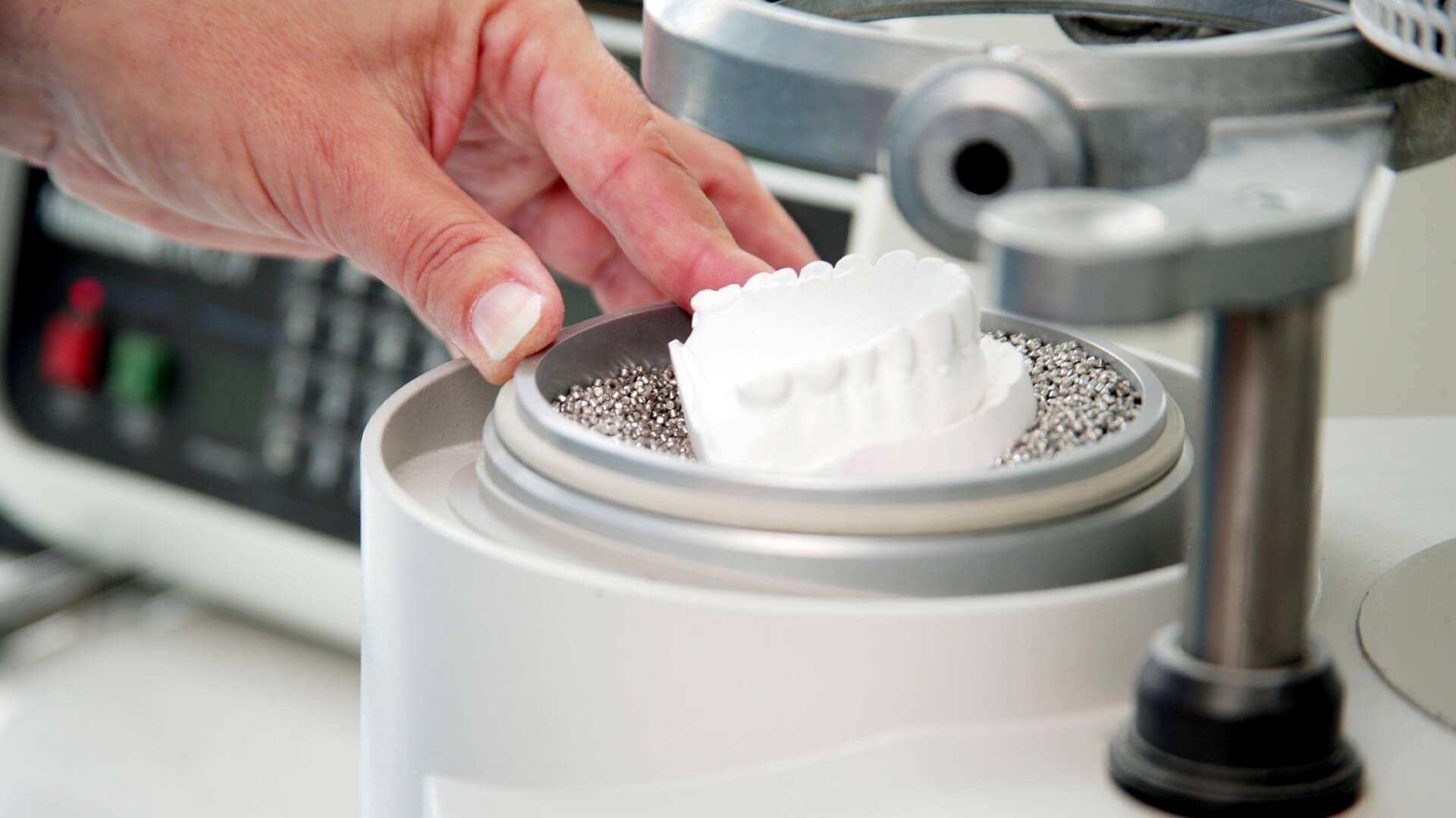 qdental_0033_17460480